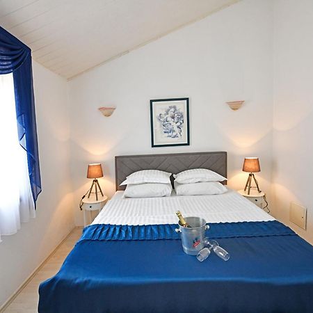 Apartments Villa Herak Porec Esterno foto