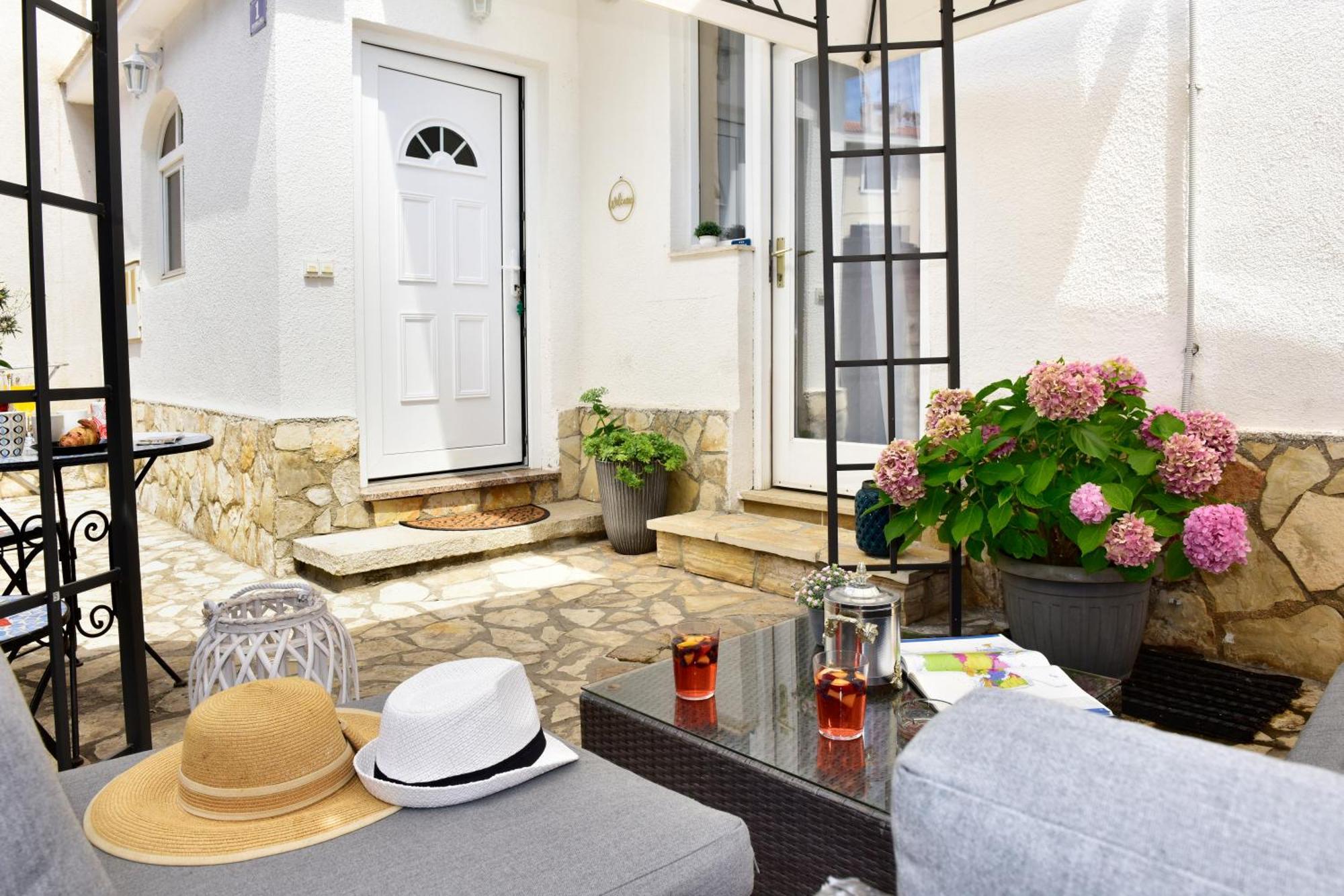 Apartments Villa Herak Porec Esterno foto
