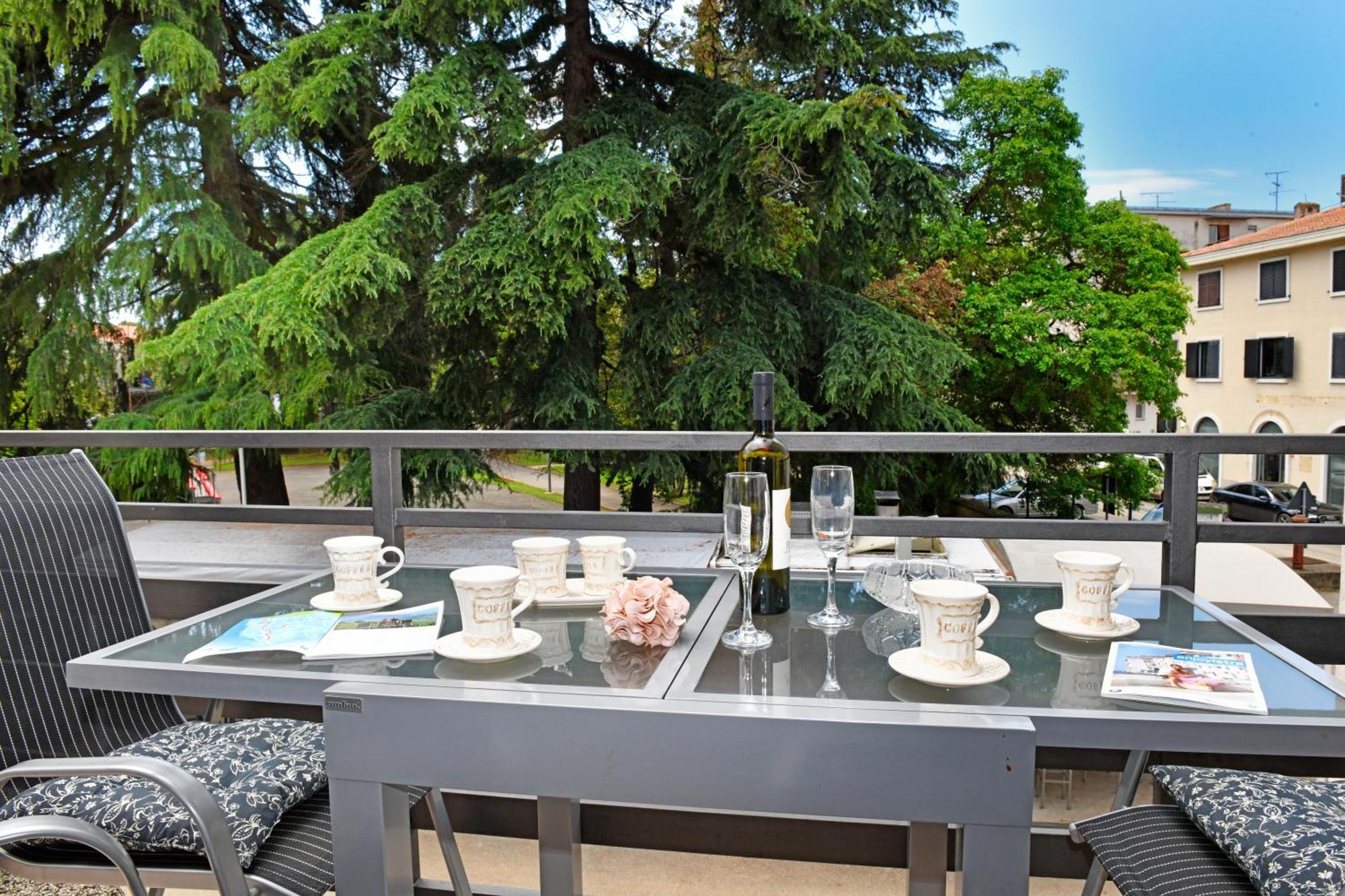 Apartments Villa Herak Porec Esterno foto