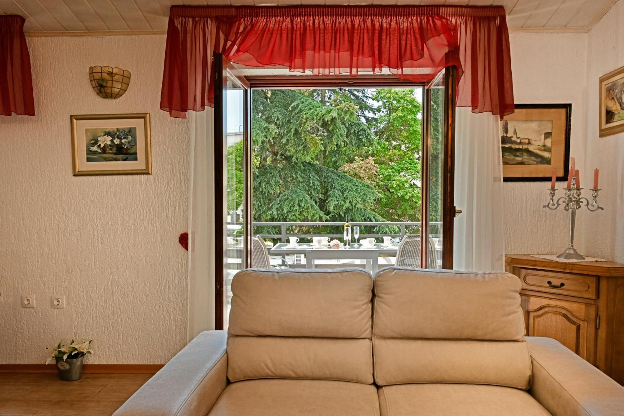 Apartments Villa Herak Porec Esterno foto